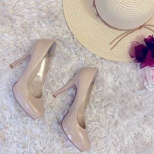 ALDO closed toe patent nude shiny platform pumps